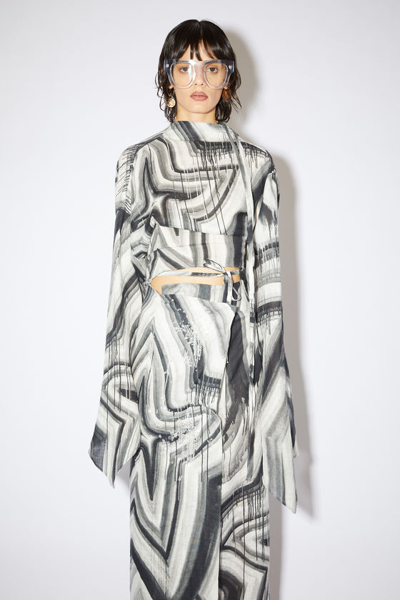 FN-WN-BLOU000567, Black/white