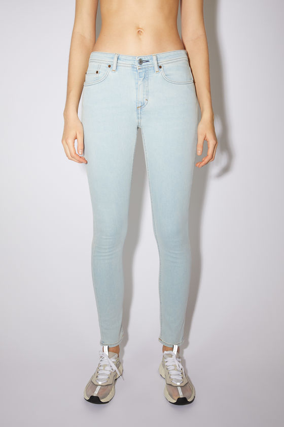 Climb 라이트 블루4, Light blue