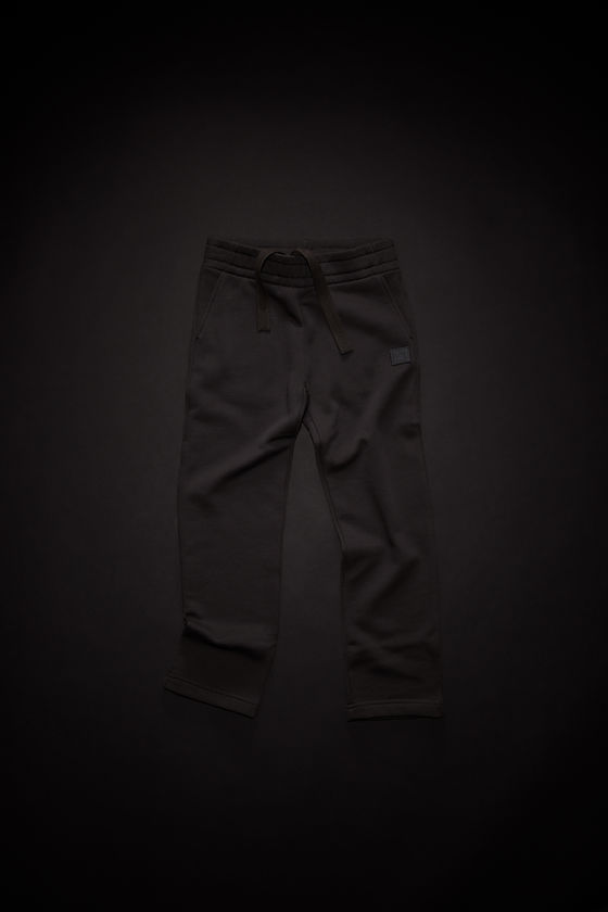 FA-MI-TROU000005, Black