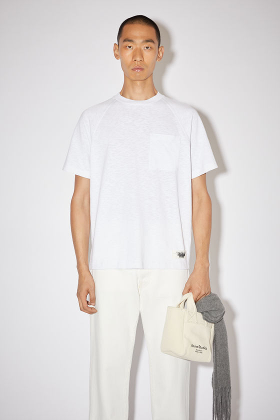 FN-MN-TSHI000282, Optic White