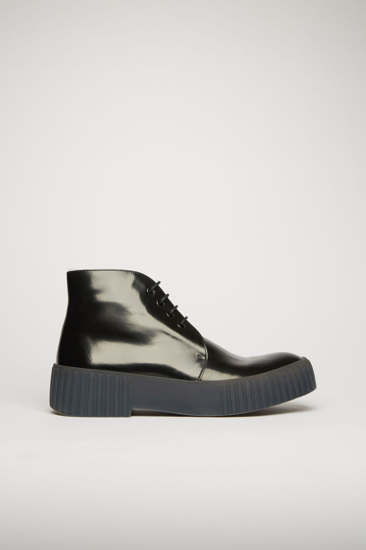 leather chukka shoes