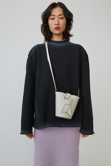 Ready-to-wear FN-WN-SWEA000044 Faded black 375x