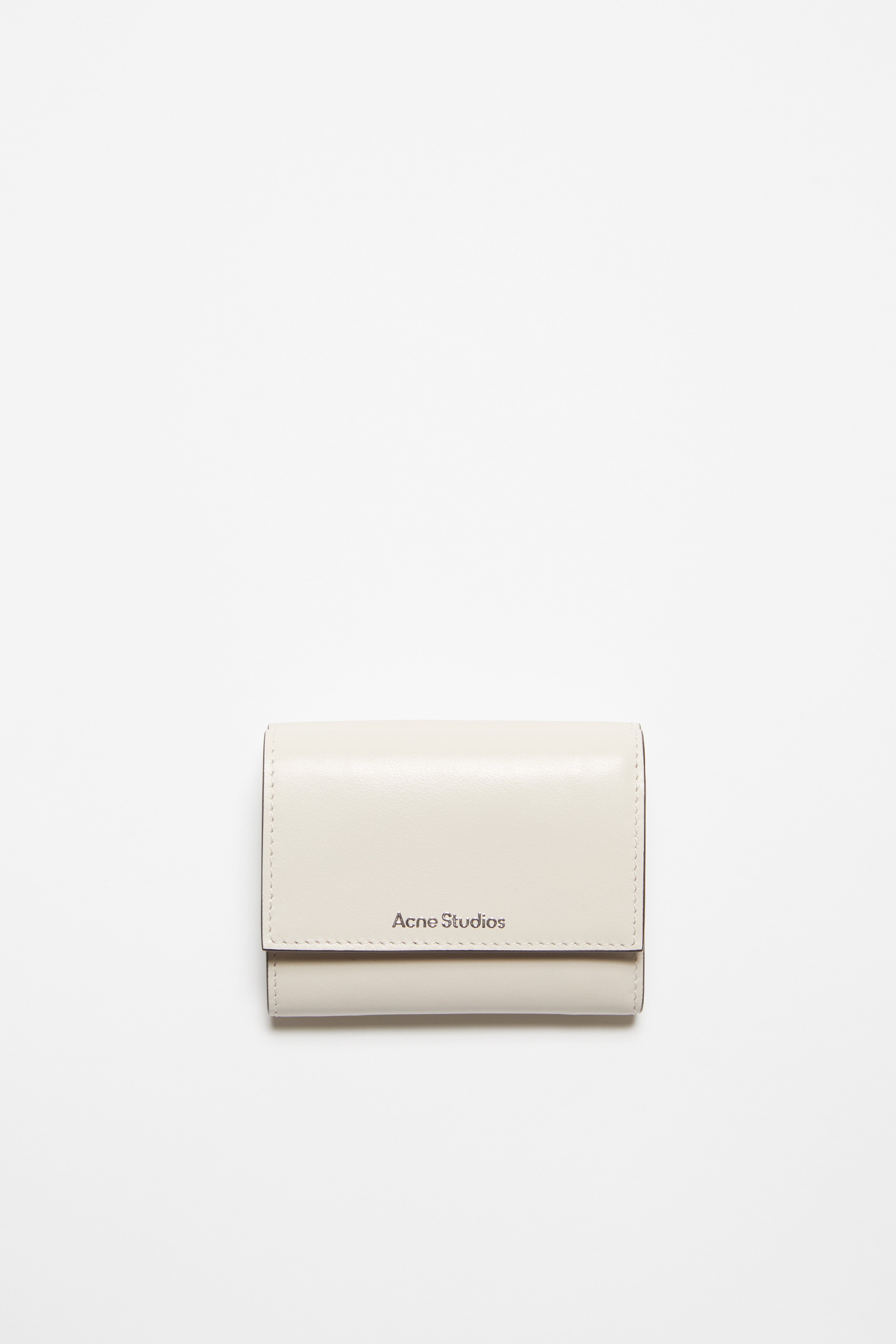 Acne Studios Trifold Leather Wallet In White,black