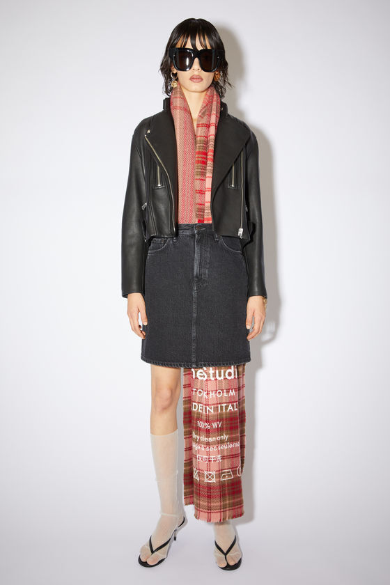 FN-WN-LEAT000142, Black