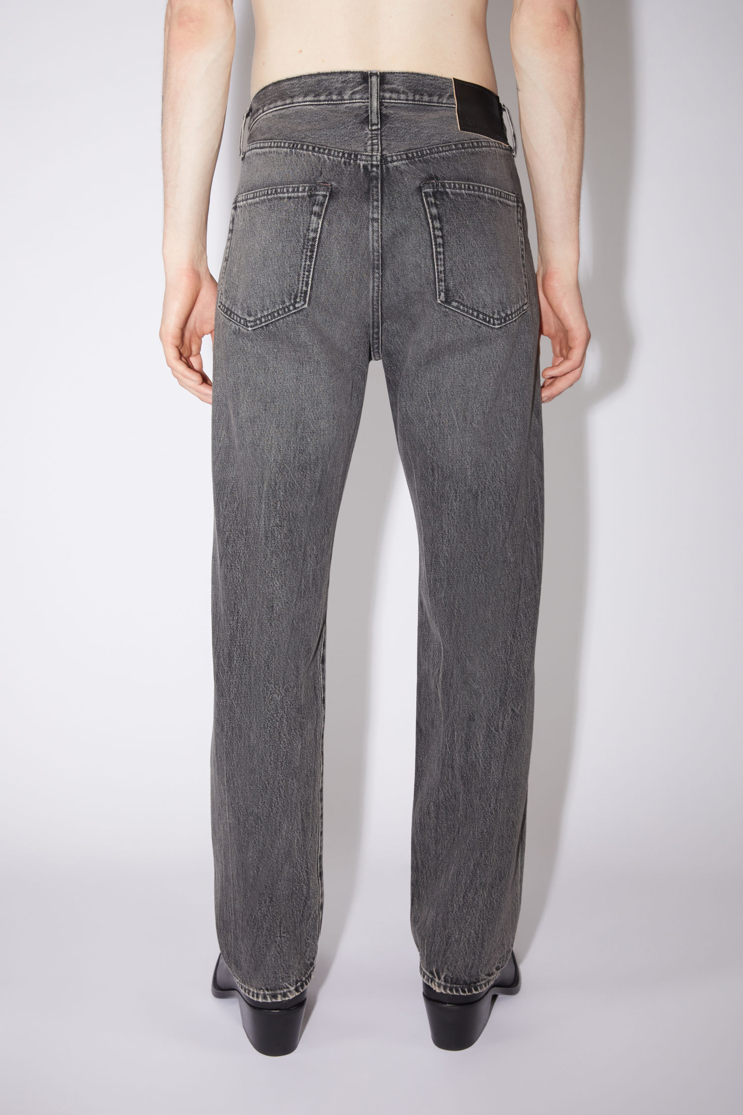 Acne Studios Denim 2003 Vintage Relaxed Fit Jeans 2003 in Black Womens Clothing Jeans Straight-leg jeans 