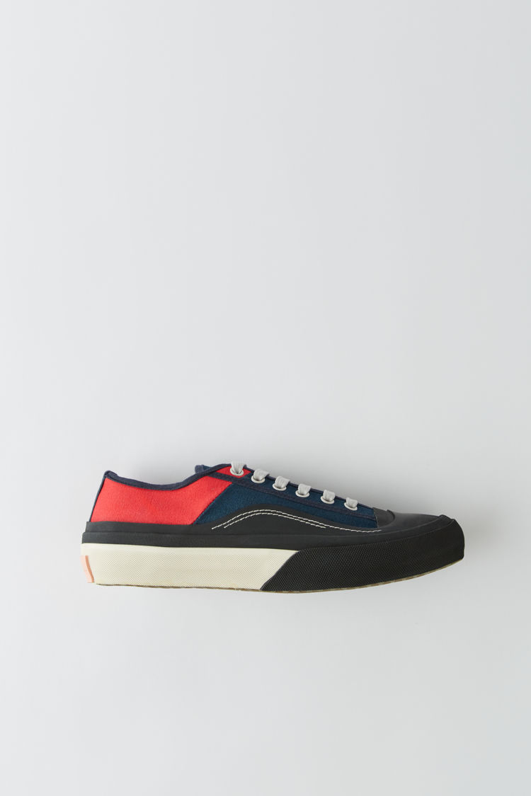 ACNE STUDIOS Canvas sneakers Blue/red