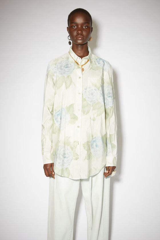 FN-WN-BLOU000489, Pale blue