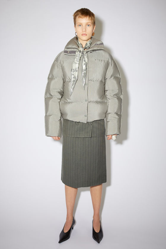 FN-WN-OUTW000446, Dark grey