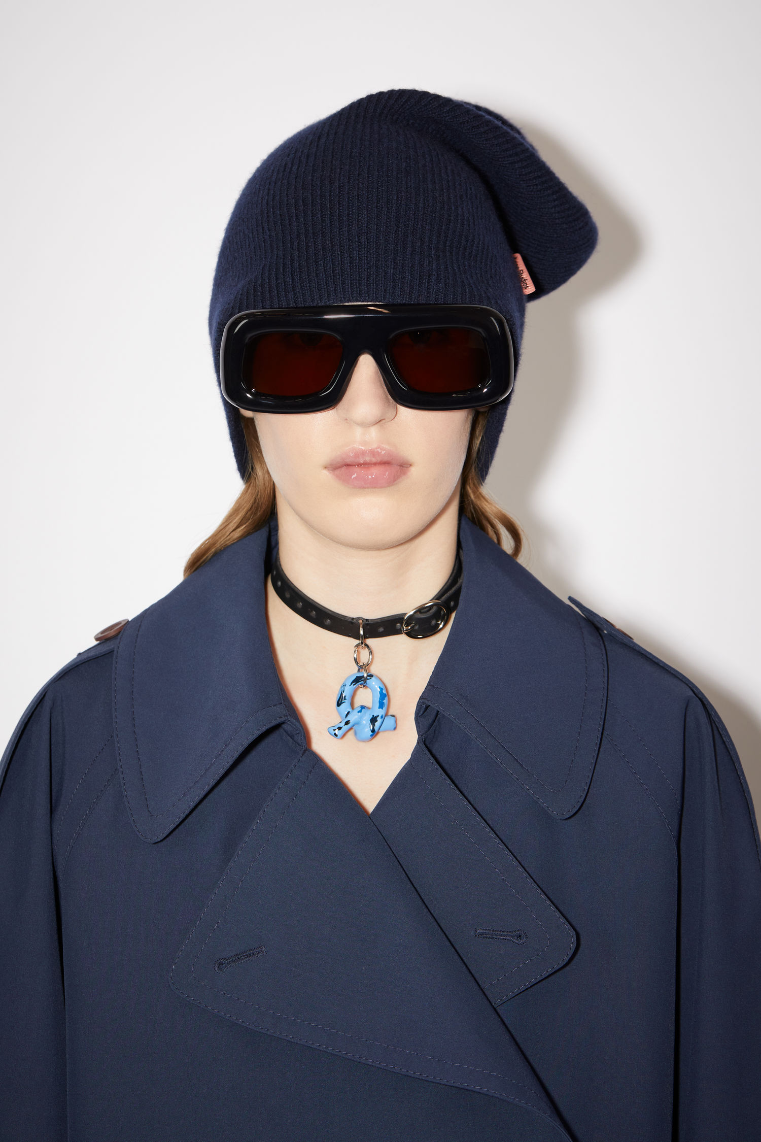 Acne Studios Beanie in Navy - Navy. Size One Size.
