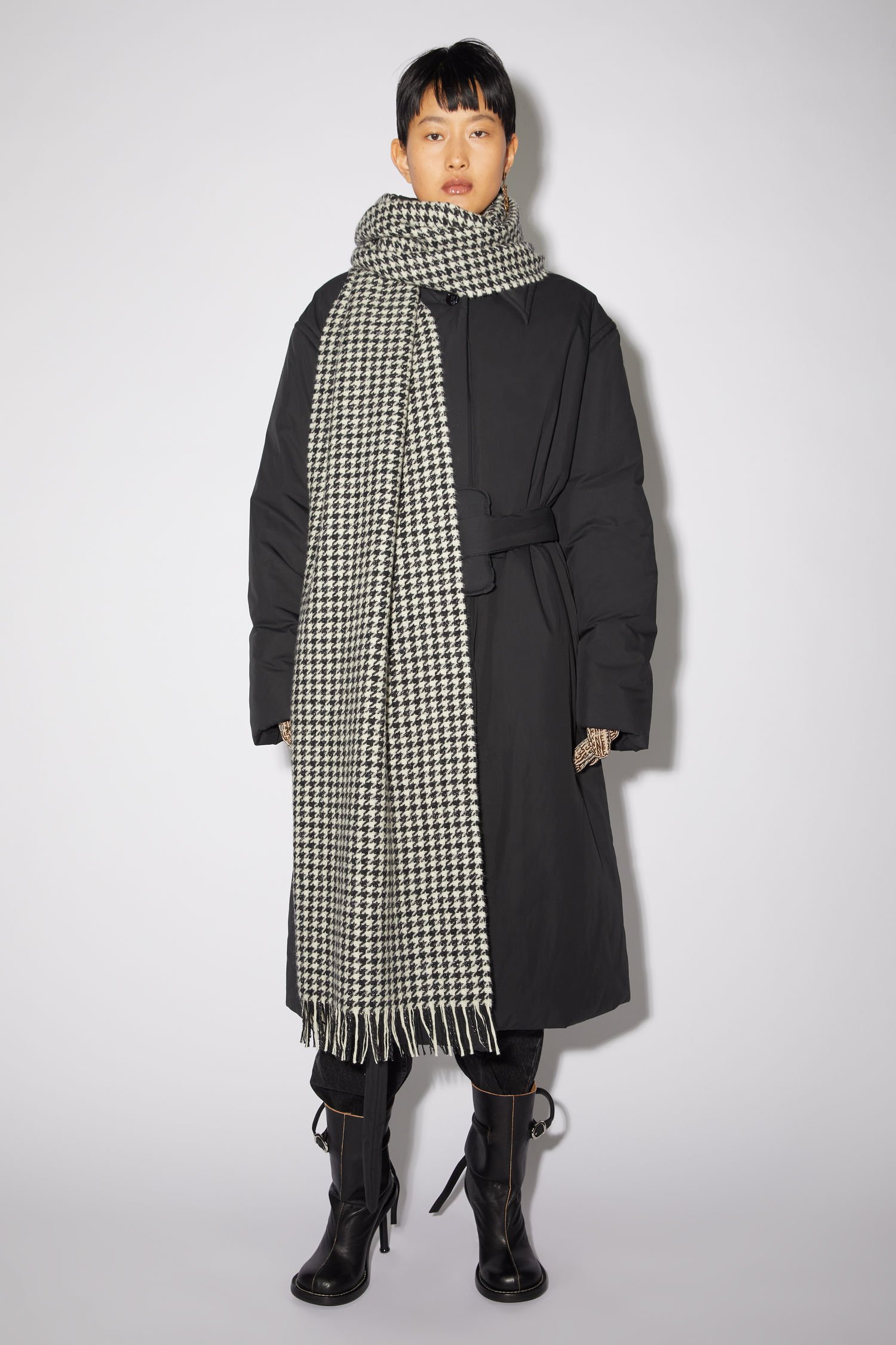 Acne Studios Scarf Black 2025