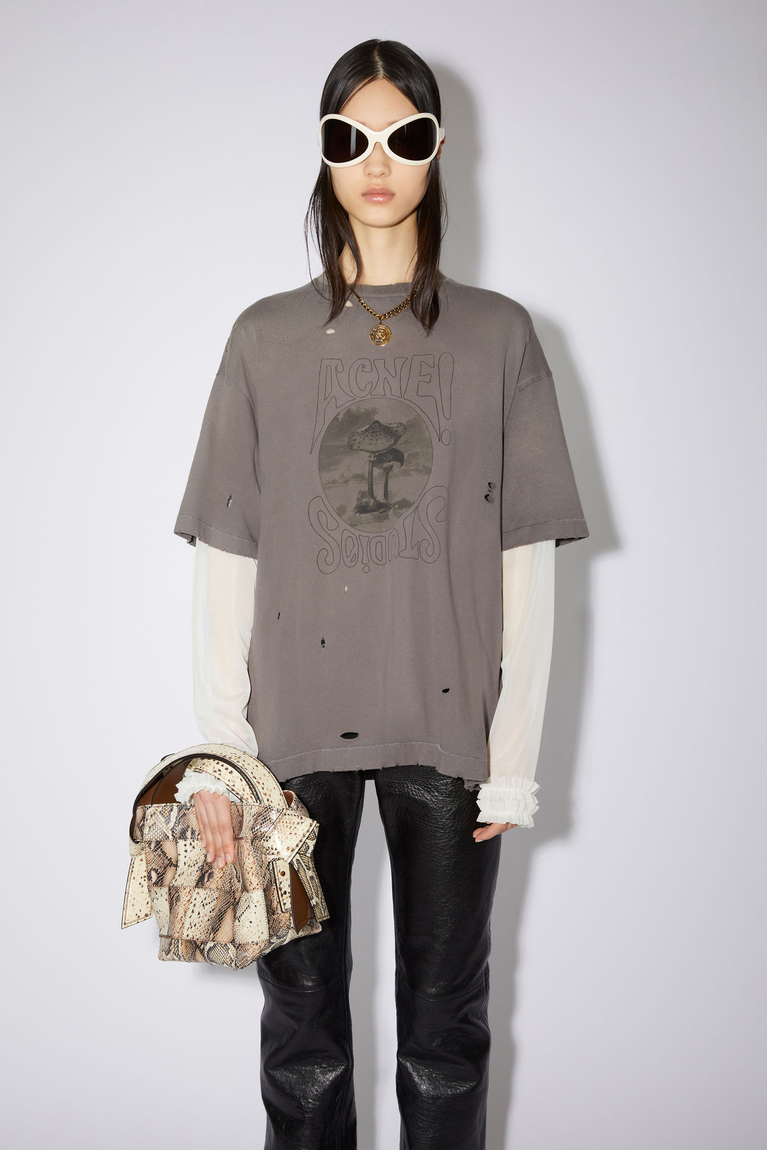 layered t shirt