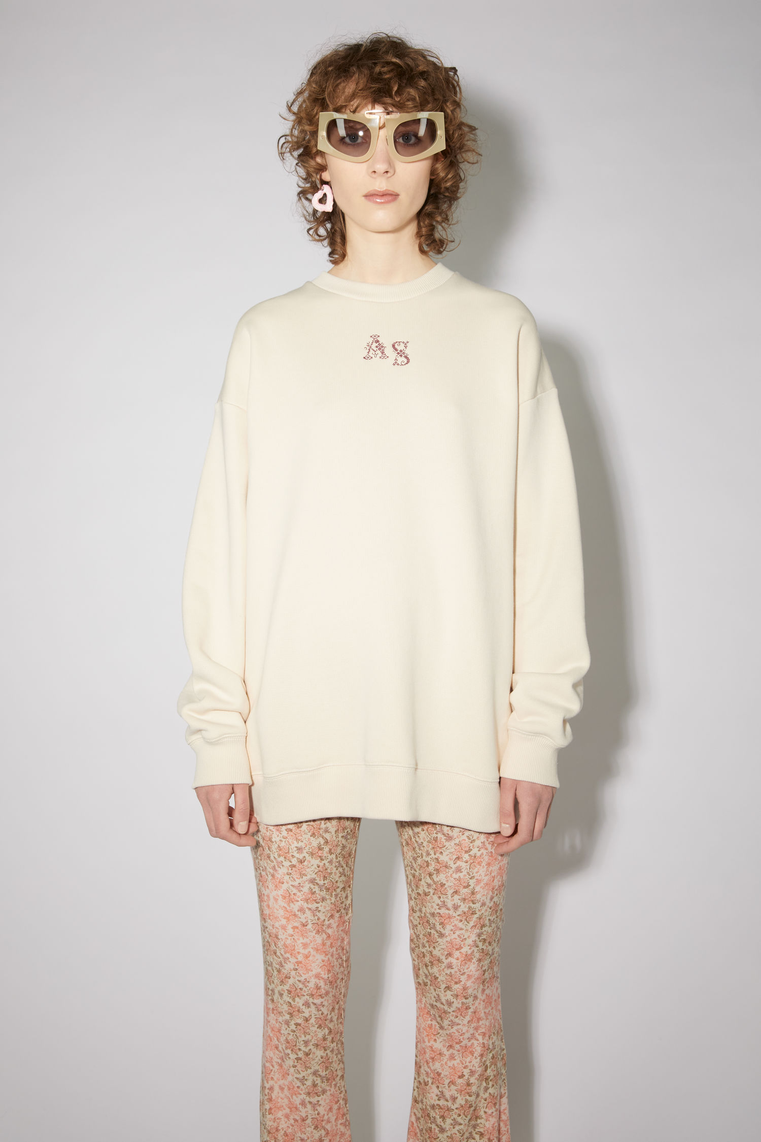 acne voluminous sweatshirt