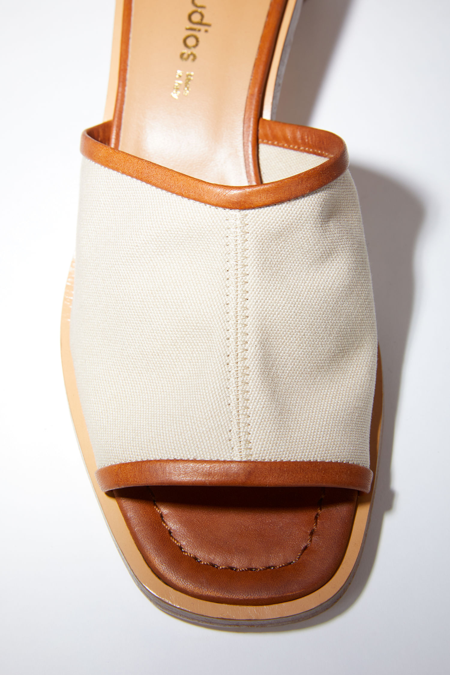 Acne Studios スリップオンサンダル エクリュ ベージュ