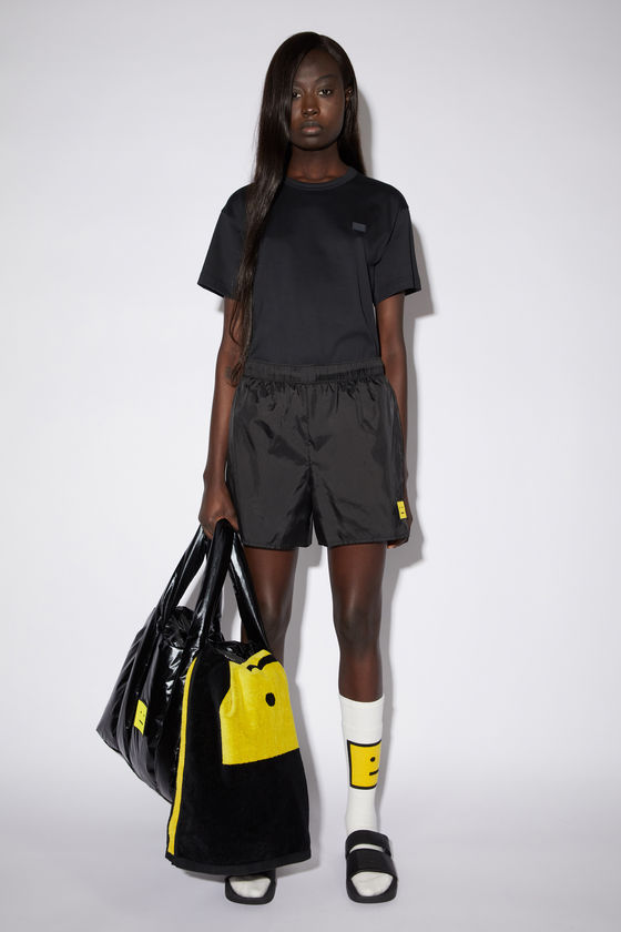 FA-UX-SWIM000001, Black