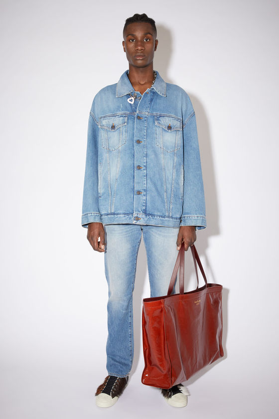 man tote