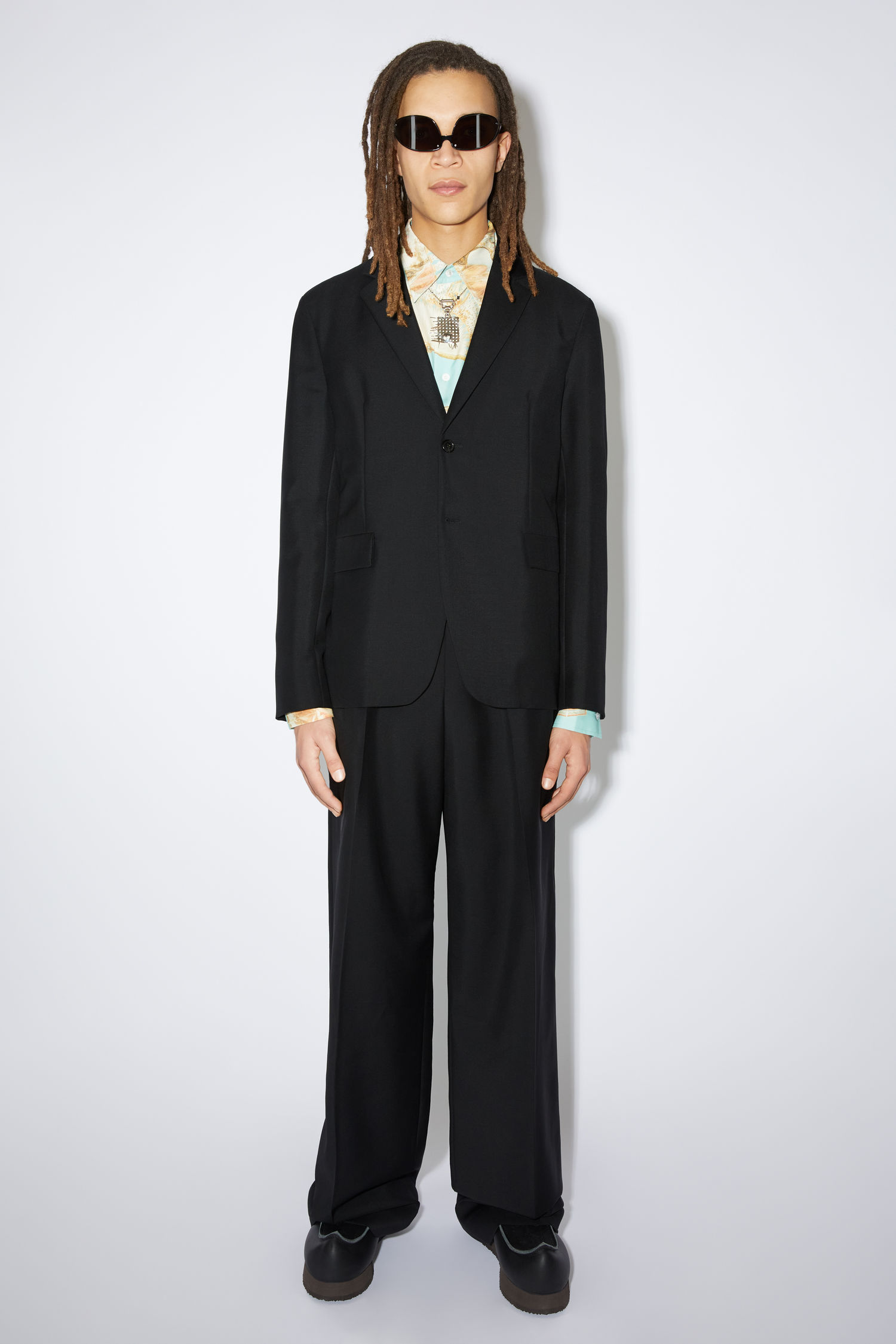 acne black blazer