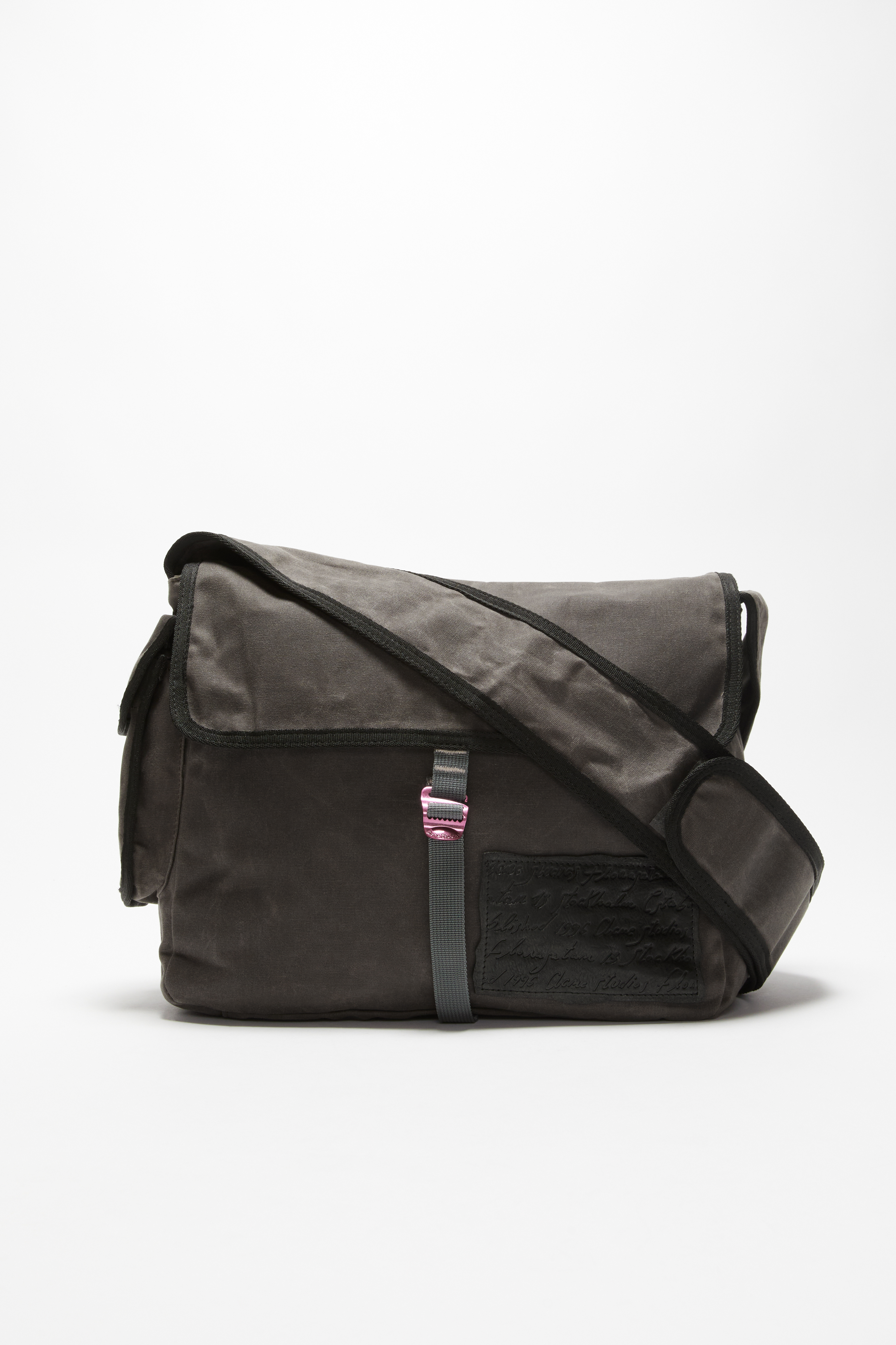 ACNE STUDIOS MESSENGER BAG