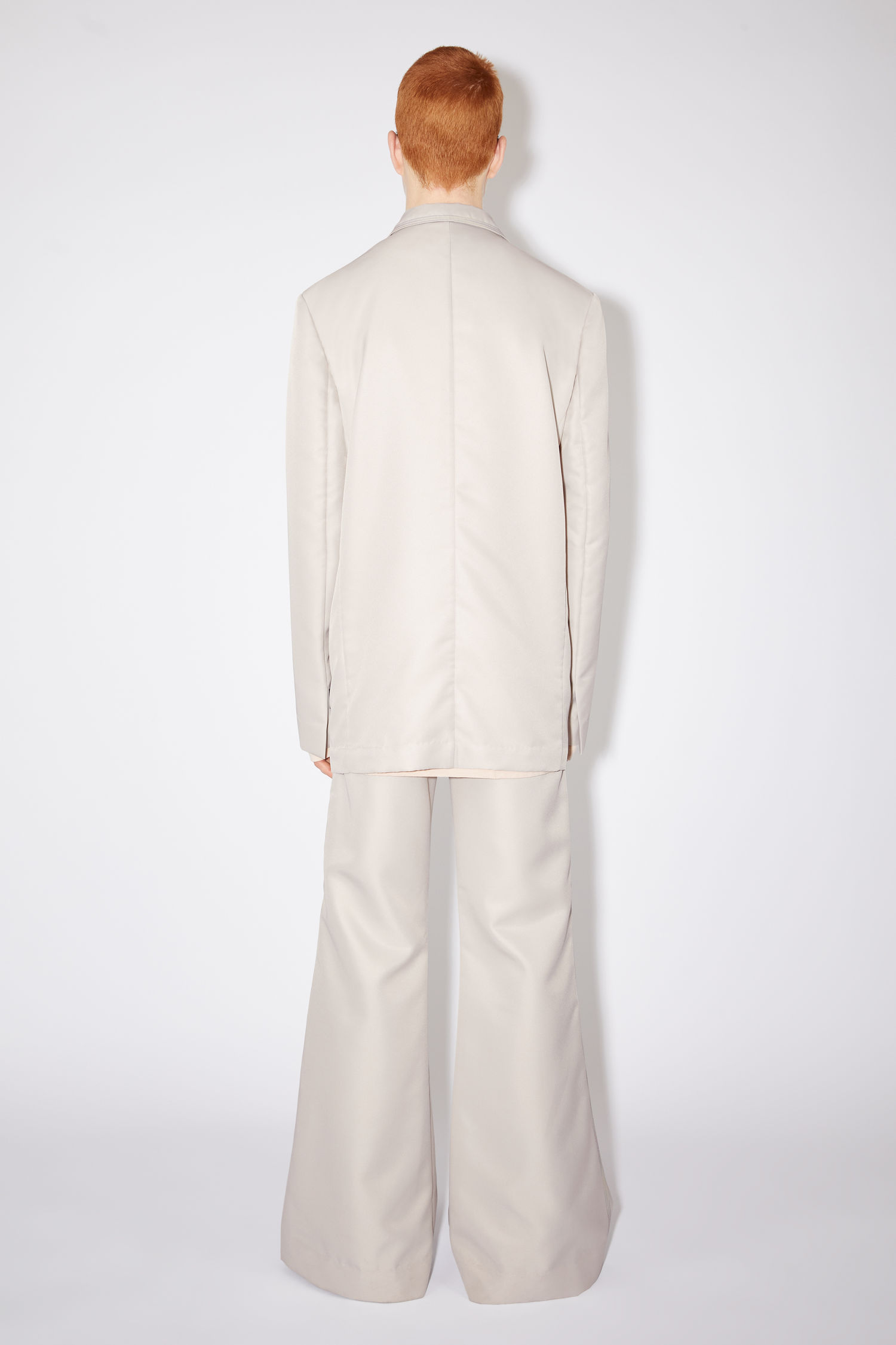 suit jacket back length