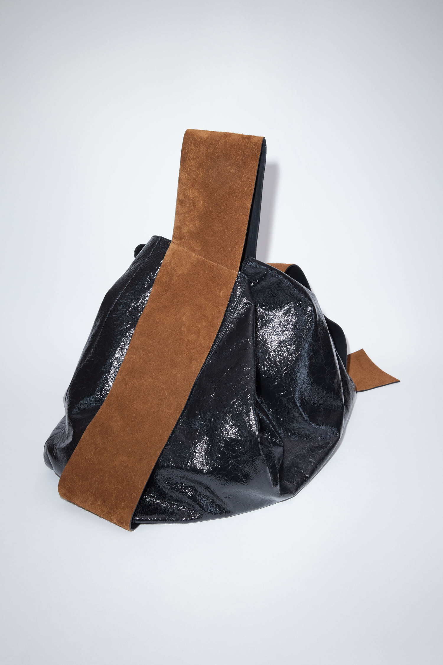 large bucket bag leather