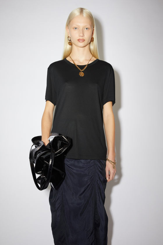 FN-WN-TSHI000190, Black