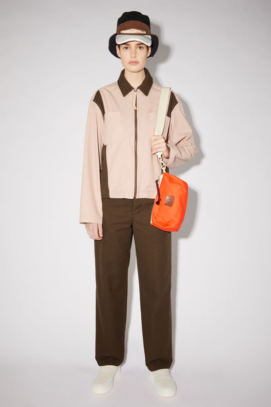 FA-UX-OUTW000048, Powder Pink/Dark brown