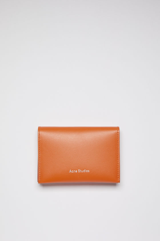 FN-UX-SLGS000104, Orange