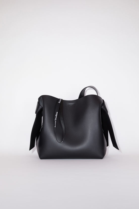 Musubi Midi, Black