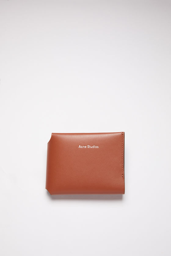 FN-UX-SLGS000105, Almond brown