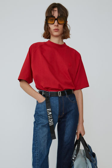 BL&Aring; KONST Bassetty Uni 鲜红色 375x